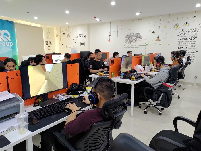 Hé lộ bất ngờ về “ông trùm” đứng sau các streamer nổi tiếng 9 Hé lộ bất ngờ về “ông trùm” đứng sau các streamer nổi tiếng 9