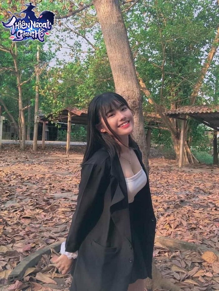 Thiên Ngoại Giang Hồ không thiếu những bóng hồng xinh đẹp và tài năng 0 Thiên Ngoại Giang Hồ không thiếu những bóng hồng xinh đẹp và tài năng 0