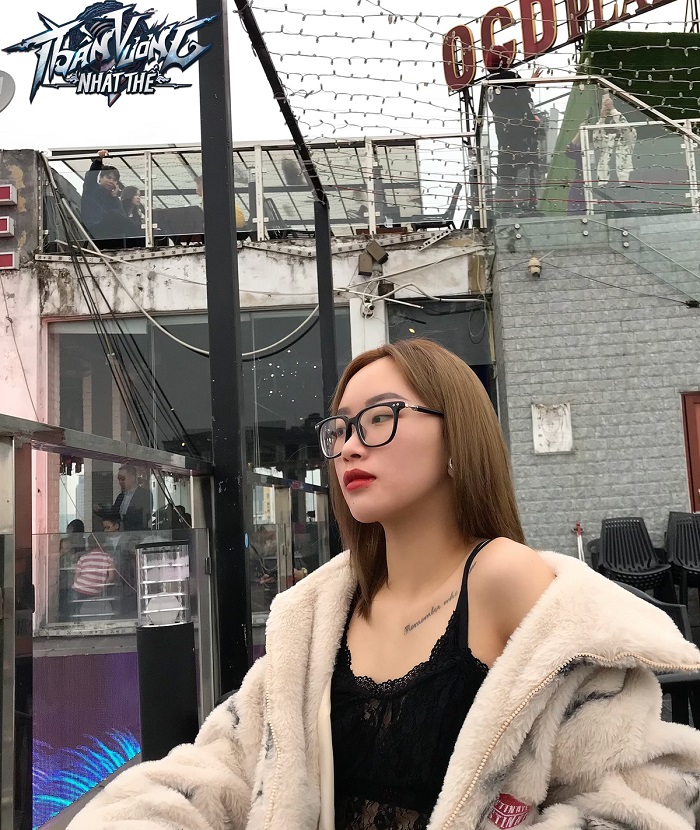 Thần Vương Nhất Thế khiến 500 anh em “sốc” vì quá nhiều gái xinh 9 Thần Vương Nhất Thế khiến 500 anh em “sốc” vì quá nhiều gái xinh 9