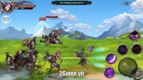 Dragon Spear Mobile cho phép người chơi chuyển đổi cùng lúc 3 lớp nhân vật qua lại để chiến đấu 8