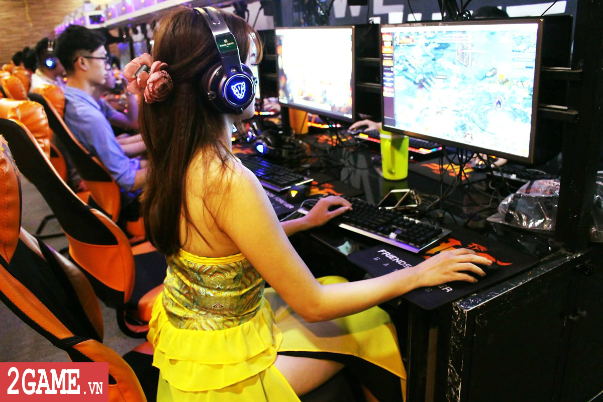 Photo of Webgame nhập vai Cửu Thiên Phong Thần không thiếu nữ game thủ chơi game