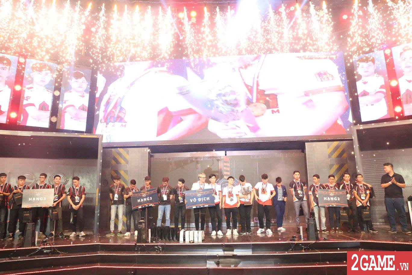 Ahihi Team trở thành nhà vô địch Crossfire Legends năm 2017 17