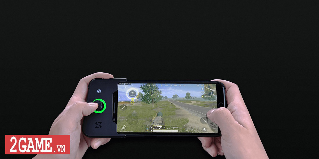Xiaomi Black Shark là một chiếc điện thoại chuyên dùng để chiến game 1
