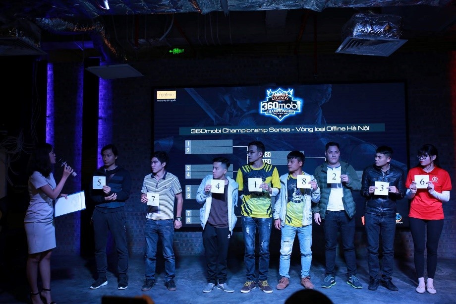 Các đội tuyển eSport chuyên nghiệp tập trung thi đấu Mobile Legends: Bang Bang VNG tại Hà Nội 1
