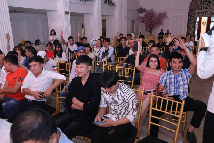 Buổi tiệc sinh nhật game Nhất Kiếm Giang Hồ diễn ra trong sự ấm áp vô cùng! 2 Buổi tiệc sinh nhật game Nhất Kiếm Giang Hồ diễn ra trong sự ấm áp vô cùng! 2