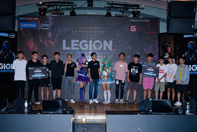 Buổi offline giải đấu cộng đồng Legion of Champion được tổ chức trang trọng 3 Buổi offline giải đấu cộng đồng Legion of Champion được tổ chức trang trọng 3