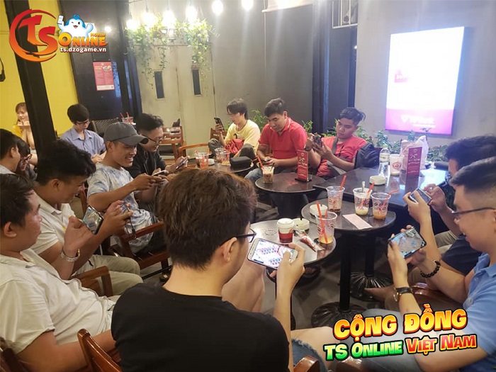 Cộng đồng TS Online Mobile hoạt động mạnh mẽ sau 2 tháng ra mắt 3 Cộng đồng TS Online Mobile hoạt động mạnh mẽ sau 2 tháng ra mắt 3