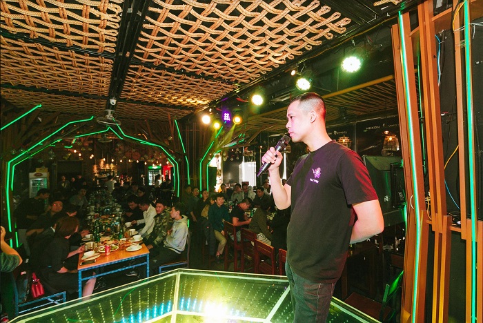 Big Offline AxE: Alliance x Empire ở Hà Nội tiếp đón hơn 200 game thủ 3 Big Offline AxE: Alliance x Empire ở Hà Nội tiếp đón hơn 200 game thủ 3