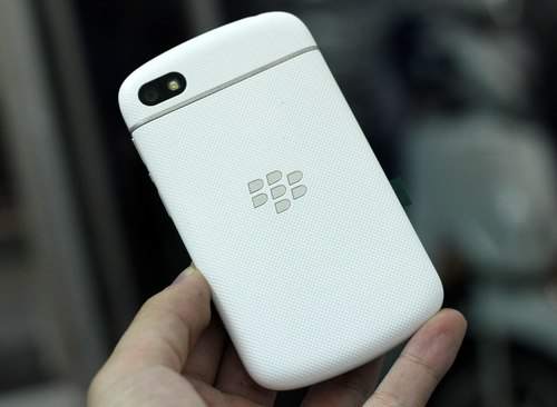 BlackBerry-Q10-White-1369620754_500x0.jpg