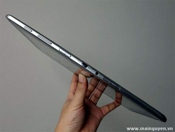 Galaxy-Note-10.1-Unbox_10.jpg