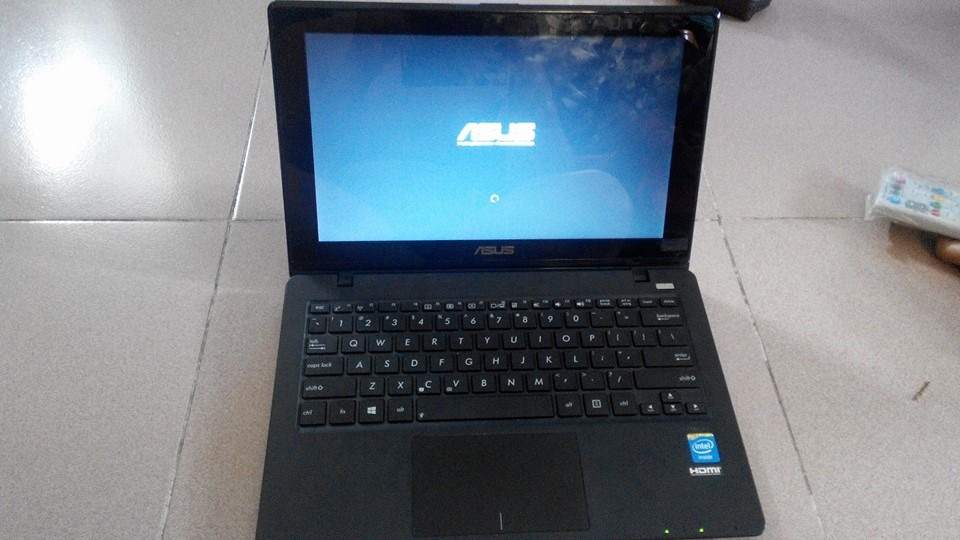 Asus x200ca (2).jpg