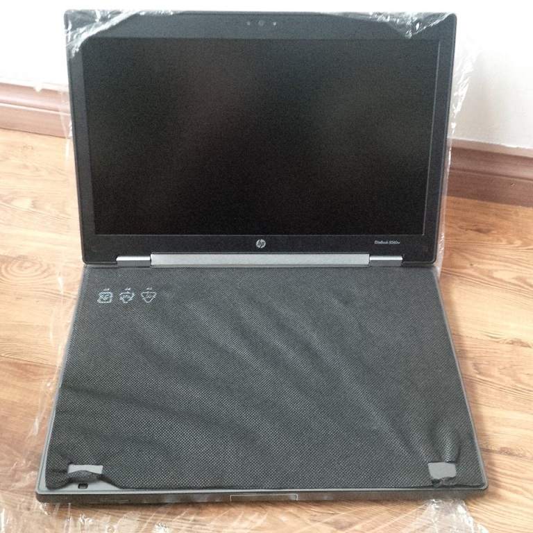 hp-elitebook-8560w-thinkking2.jpg