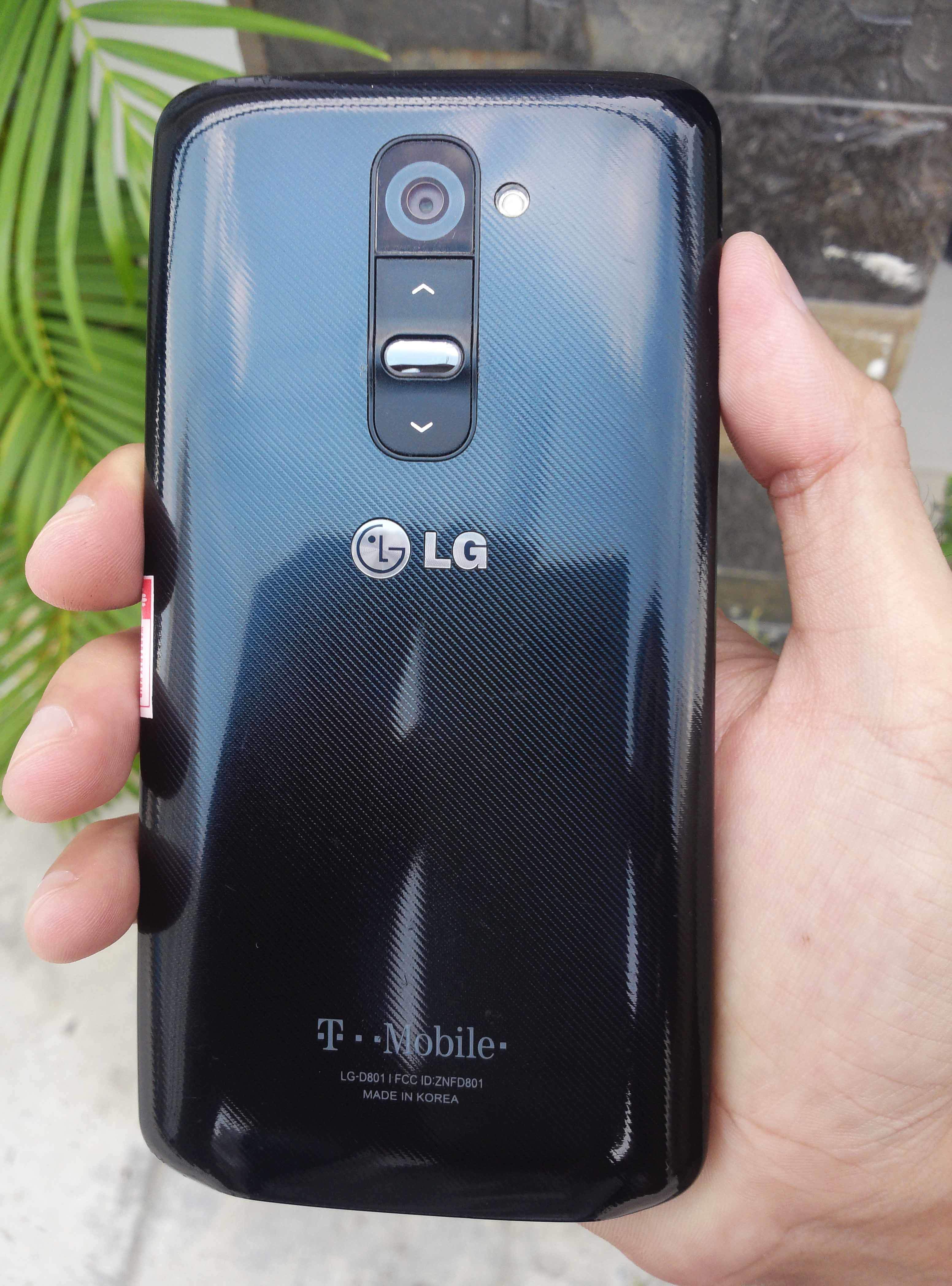 LG G 2 (D801) 0.jpg