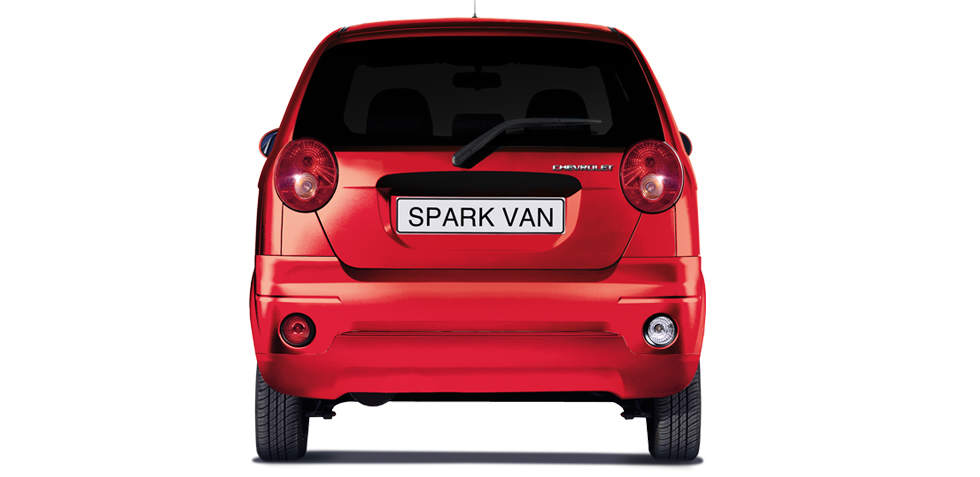 chevrolet-spark-van-exterior-1-980x477.jpg