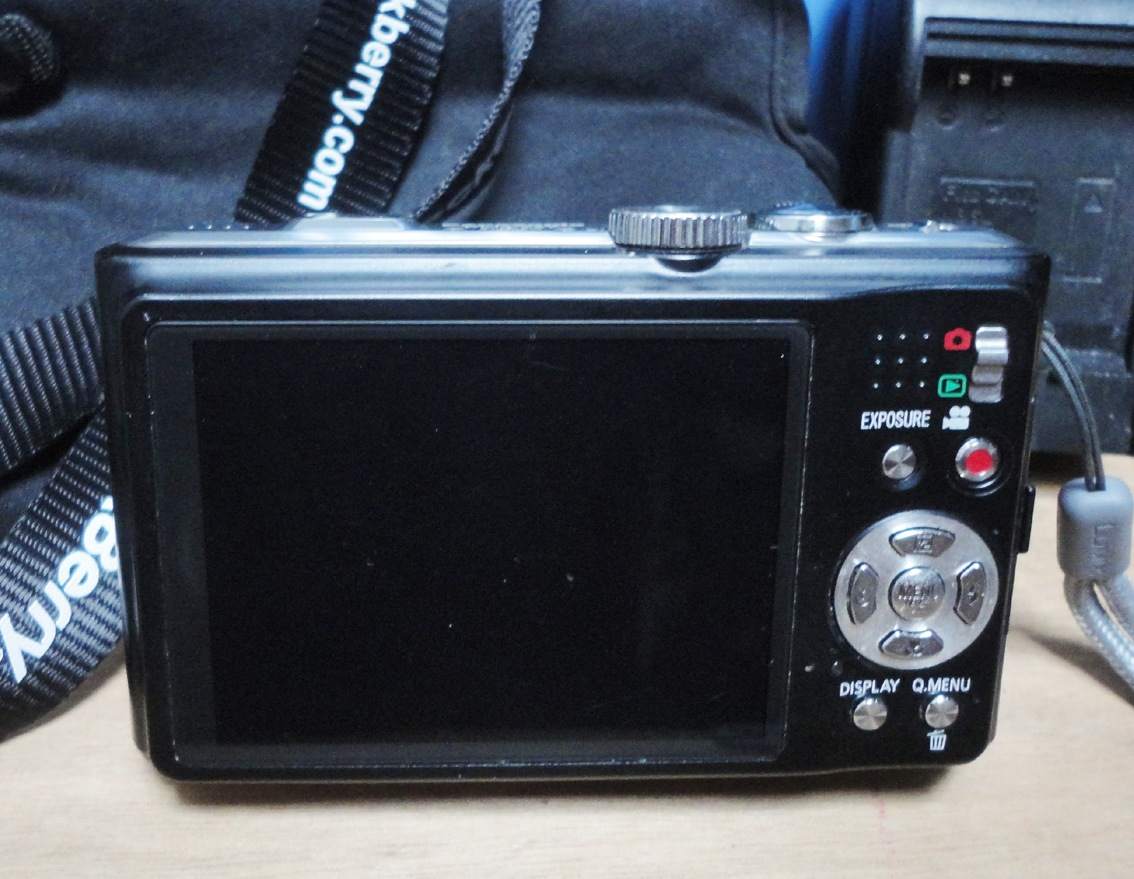 lumix zs7-2.JPG