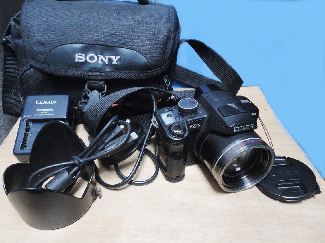 lumix fz35 cu.JPG