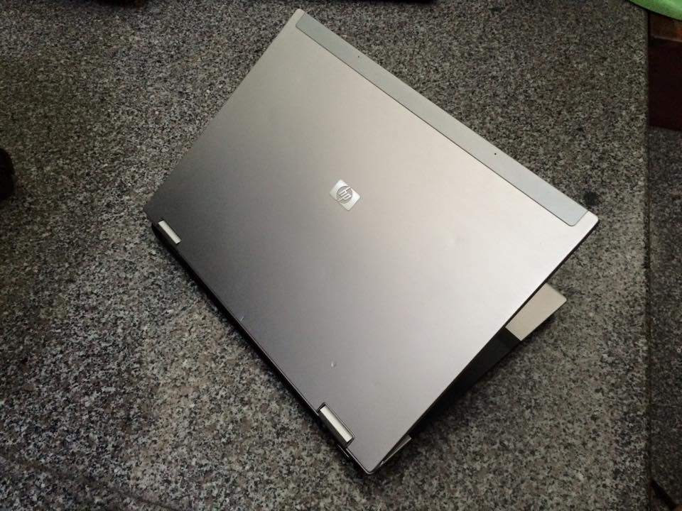 hp 8530p 2.jpg