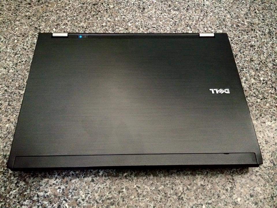 dell e6400 0.jpg