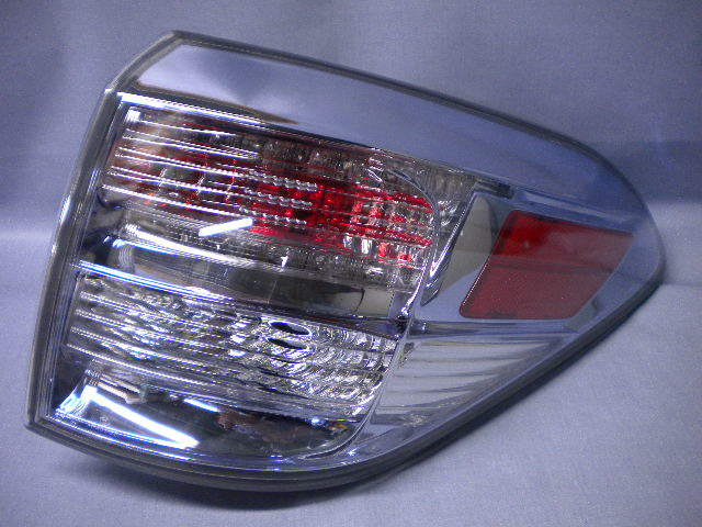 Đèn hậu RH 81551-48250 part 1.JPG