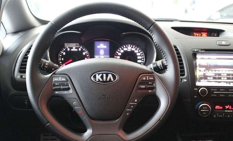 kia-k3-2013-50 (2)(1).jpg