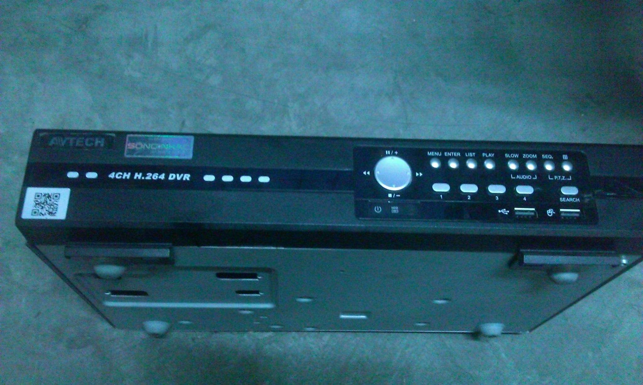 avtech 4 kenh 1.jpg