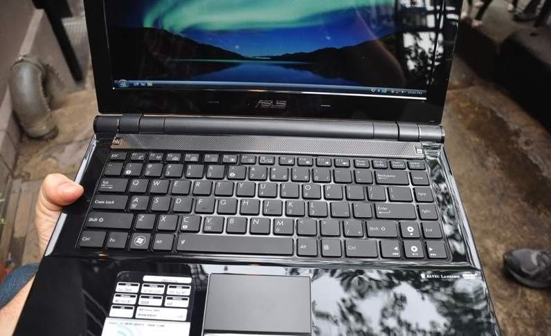 asus-laphands-023.jpg