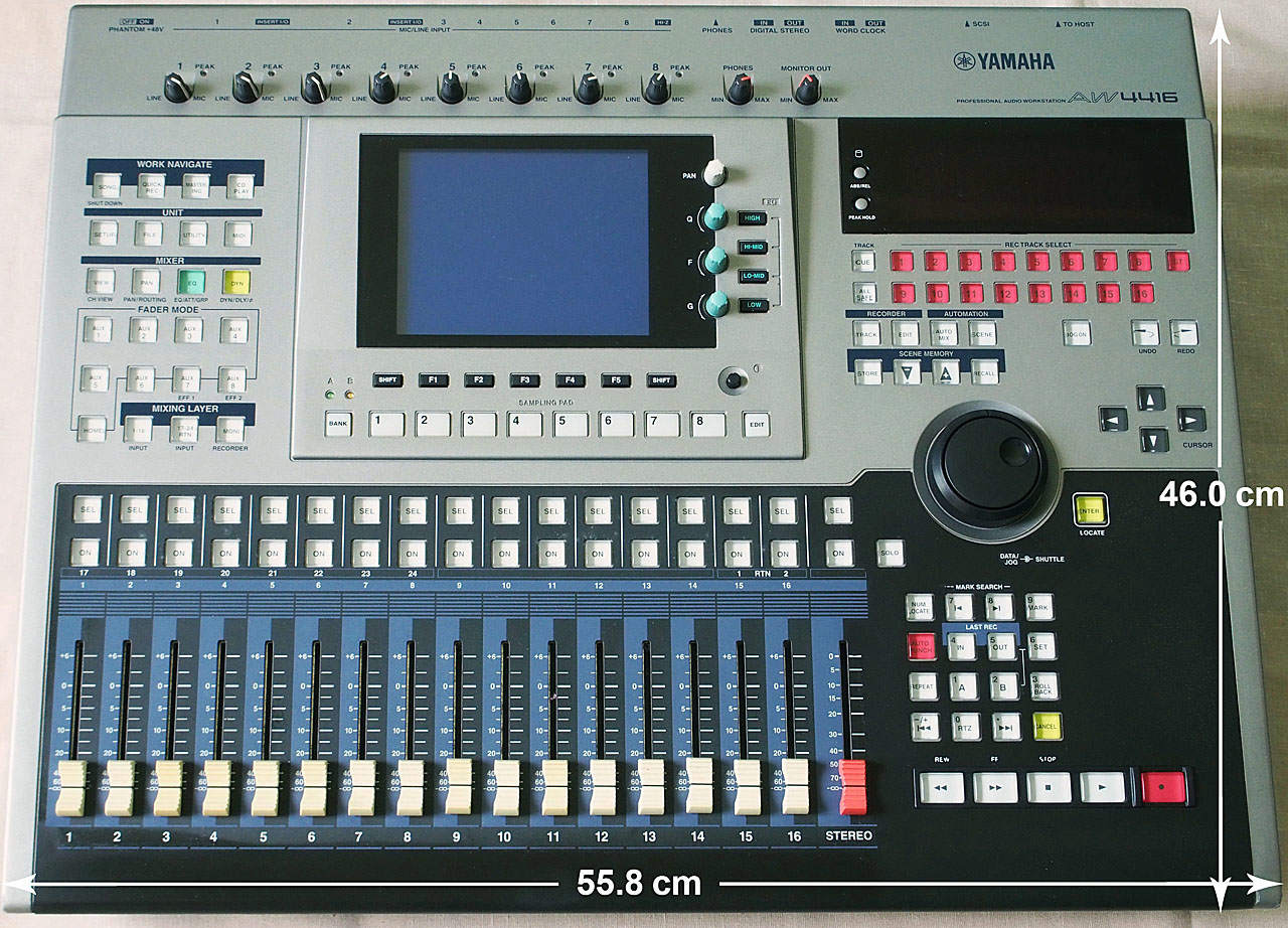 mixer-yamaha-AW4416-6.jpg