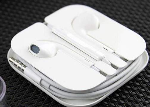 Tai nghe Iphone.jpg