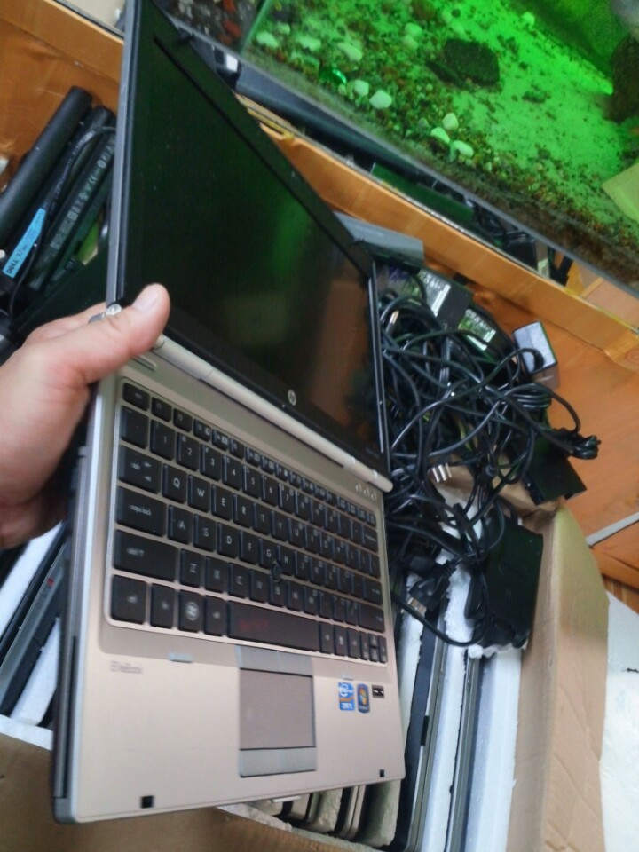 2560P (1).jpg