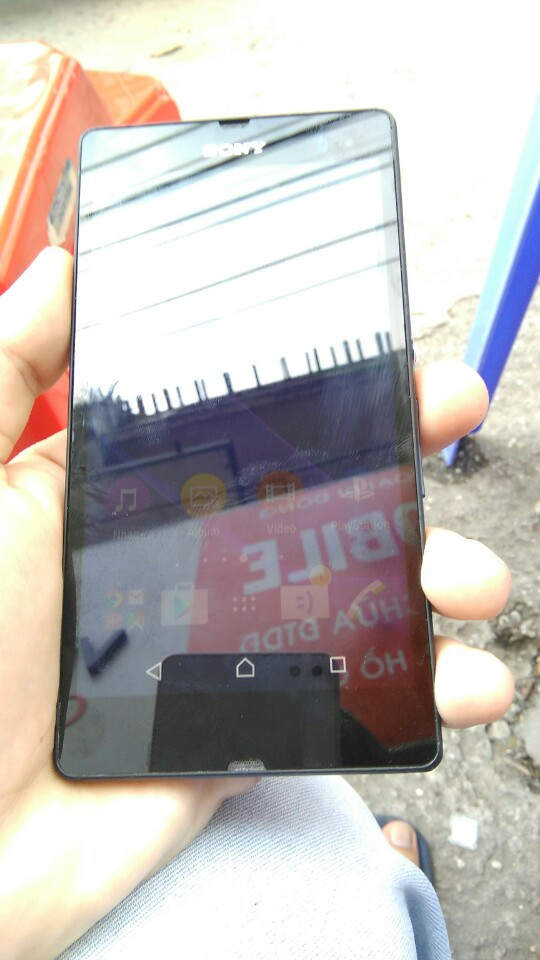 sony z c6603.jpg