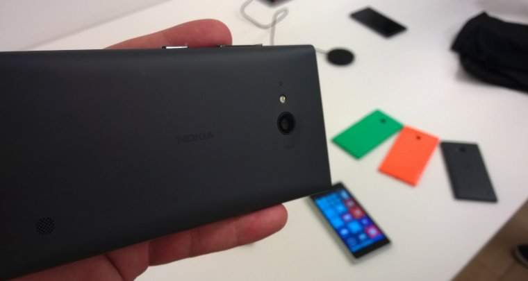 lumia-735-830-handson-04a_story.jpg