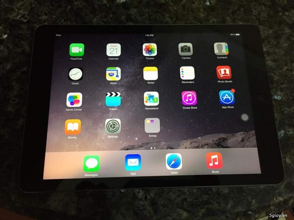 ipad air grey.jpg