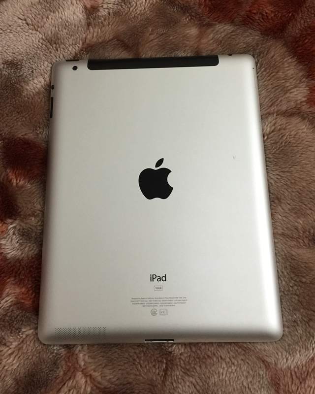 .iPad2T x 3.JPG