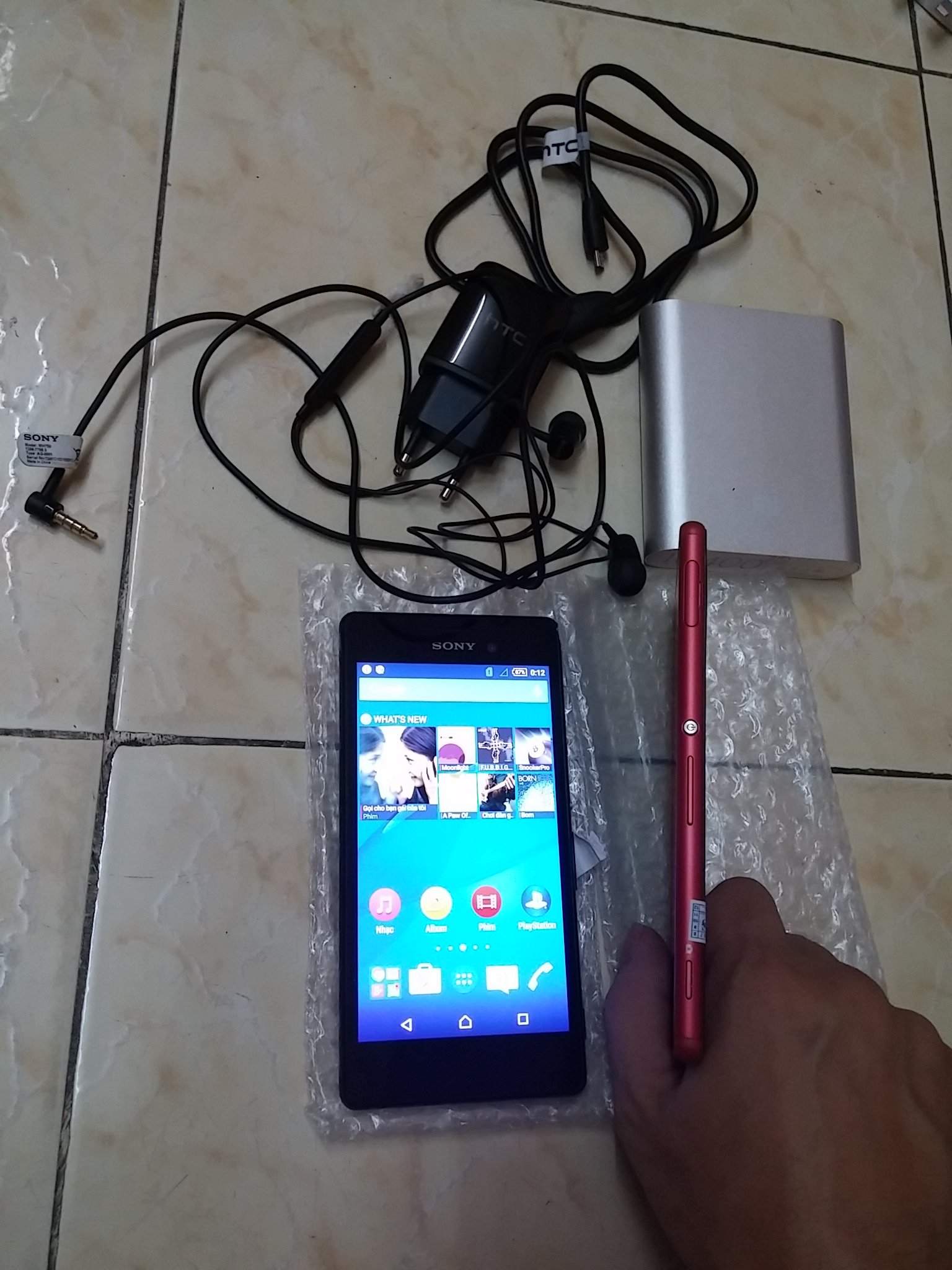 sony m4-3.jpg