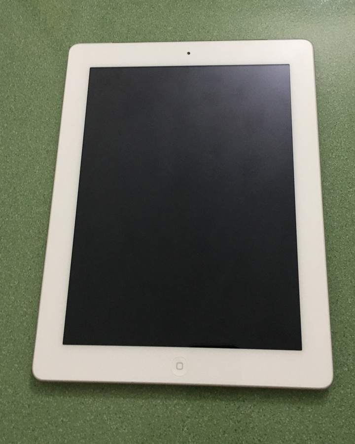 iPad 4 w 03 (1).JPG