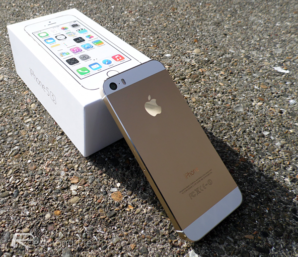 gold-iPhone-5s-2.png