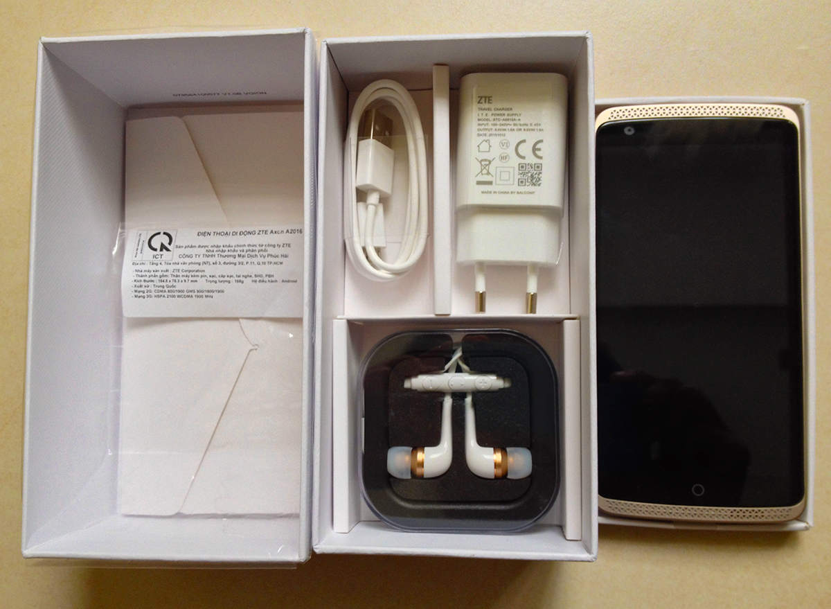 ZTE AXON_1.JPG