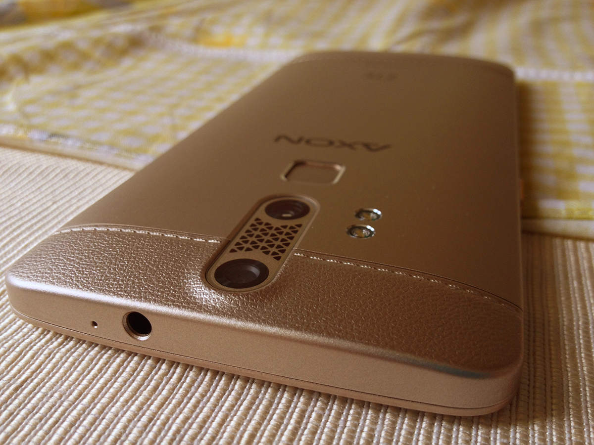 ZTE AXON_6.JPG
