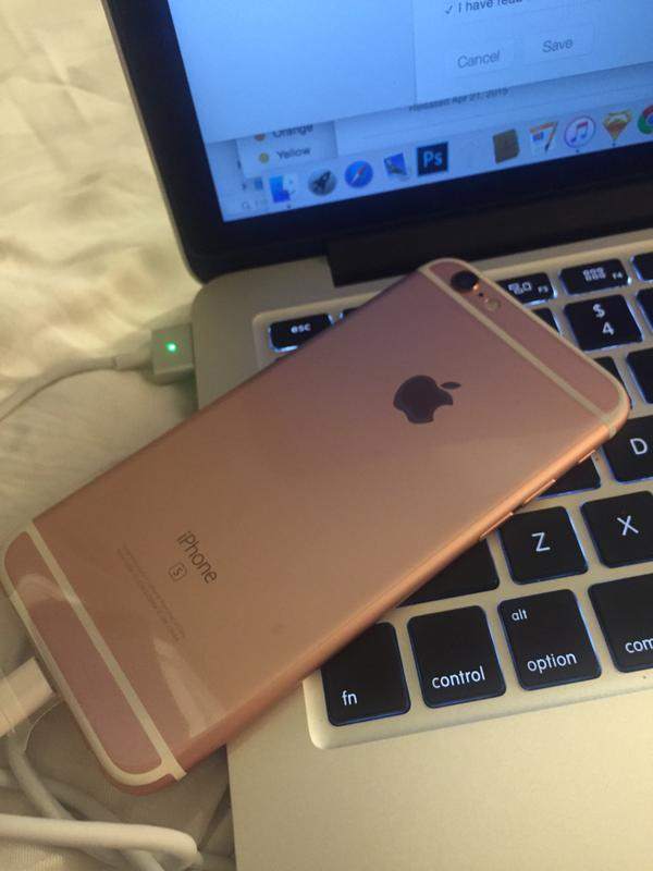 apple-chua-ban-da-co-nguoi-dung-nhan-duoc-iphone-6s-vang-hong.jpg