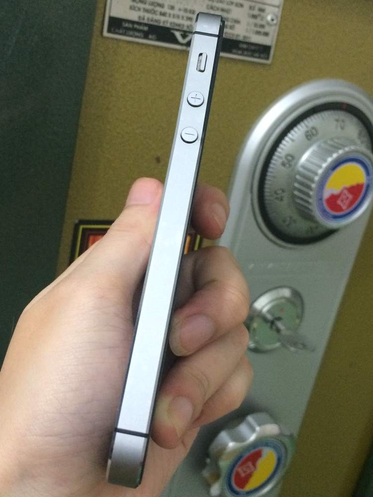iP5S 09 (3).JPG