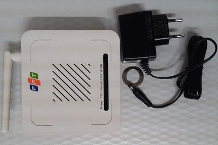 modem-wifi-1-cong-fp801w.jpg