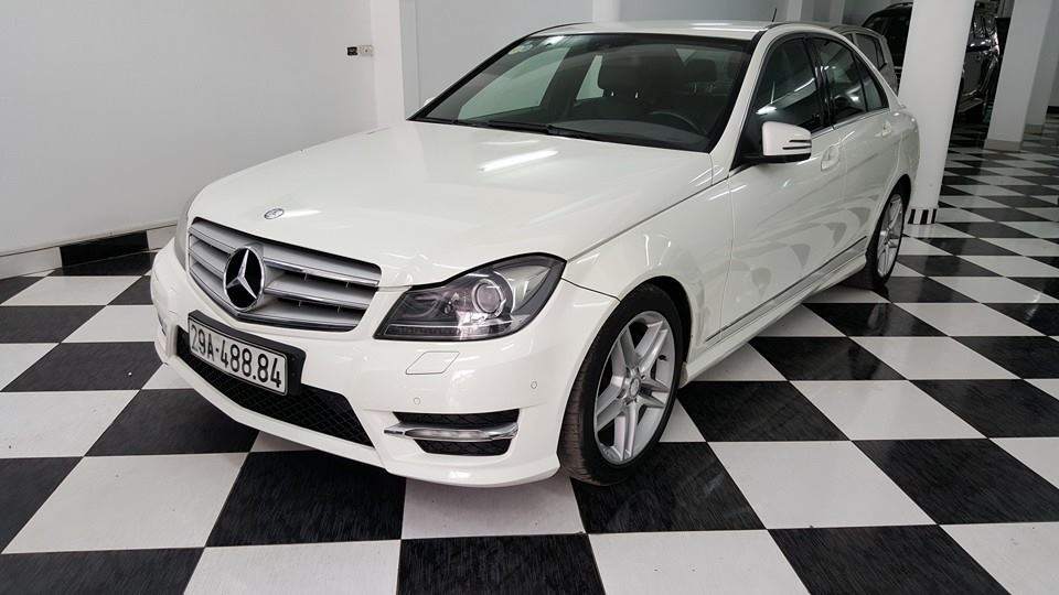 Mercedes C300 2.jpg