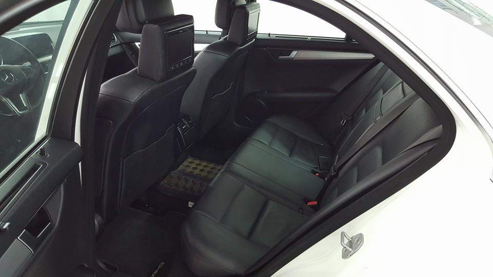 Mercedes C300 6.jpg
