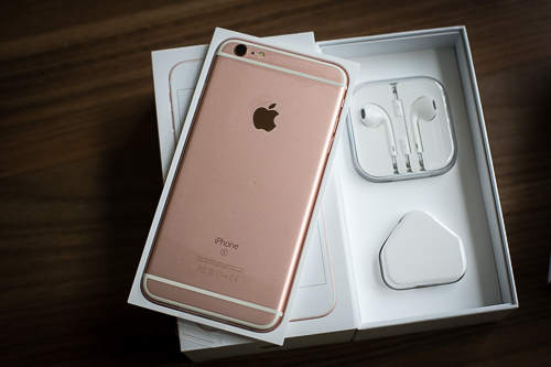 5-iPhone-6s-Plus-RoseGold-VnE-8184-5509-1443683977.jpg