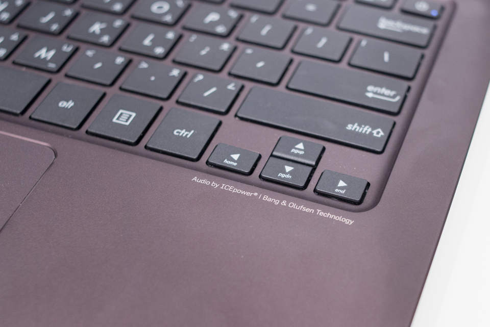 2584516_Tinhte_ZenBook_UX_305-4.jpg