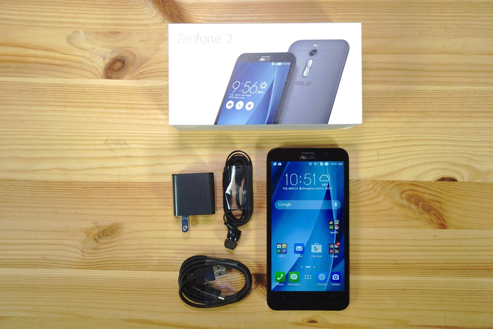 ASUS-Zenfone-2-ZE551ML-Lieferumfang.jpg
