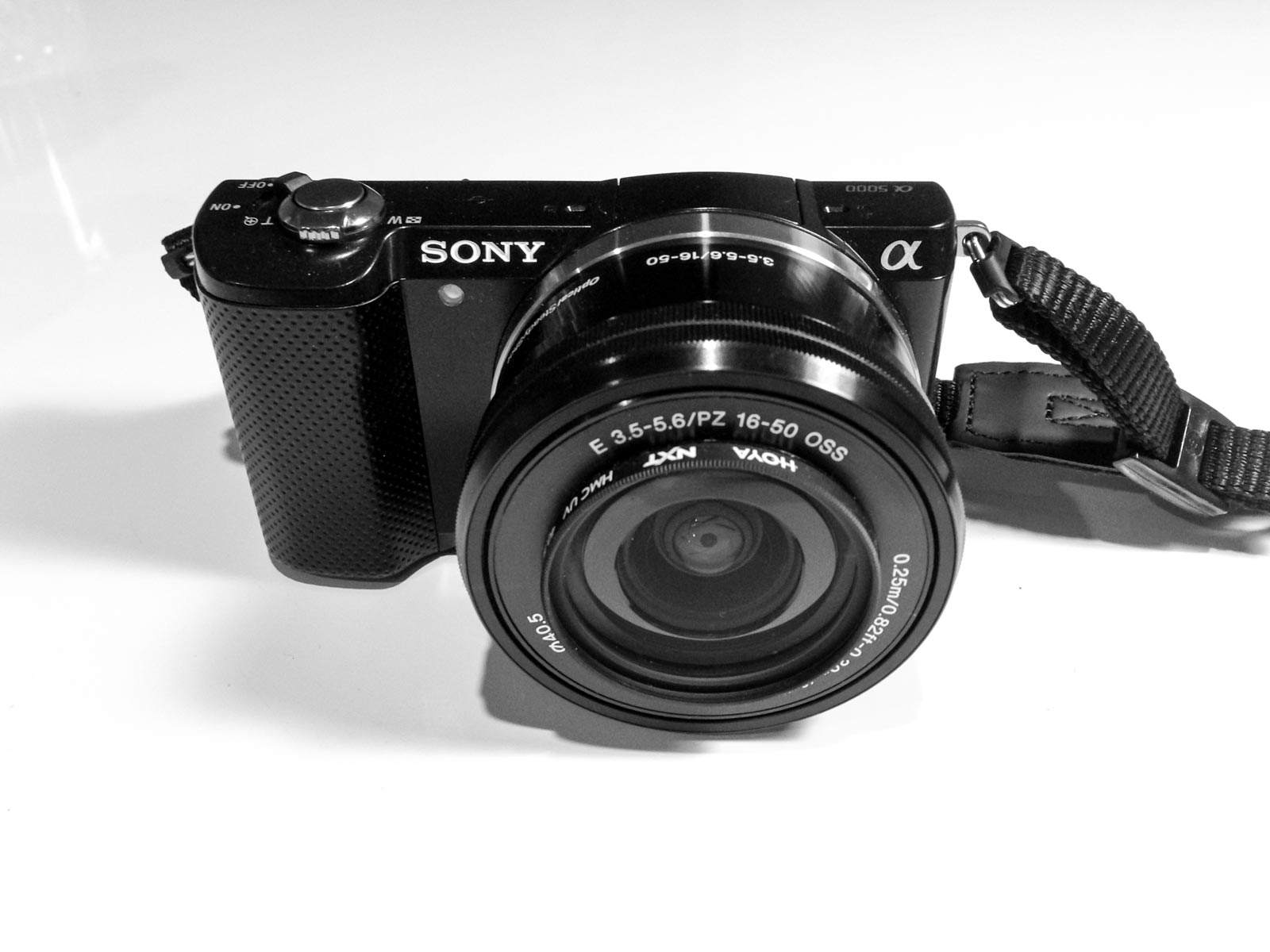 sony-a5000-a6000-review.jpg