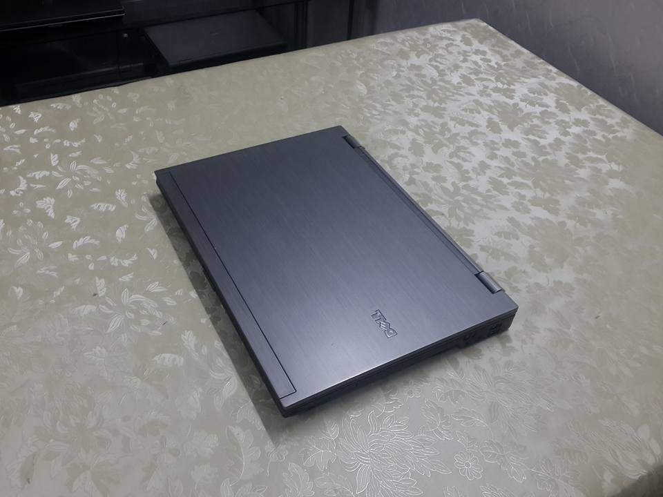 laptop dell e6410 2.jpg