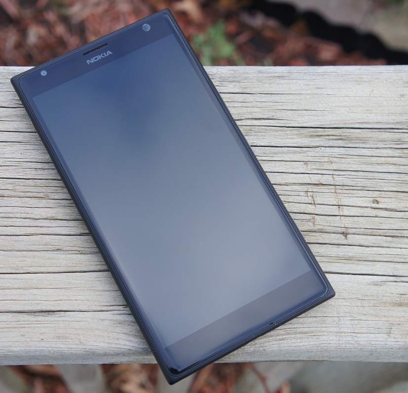 Nokia-Lumia-1520-7.jpg