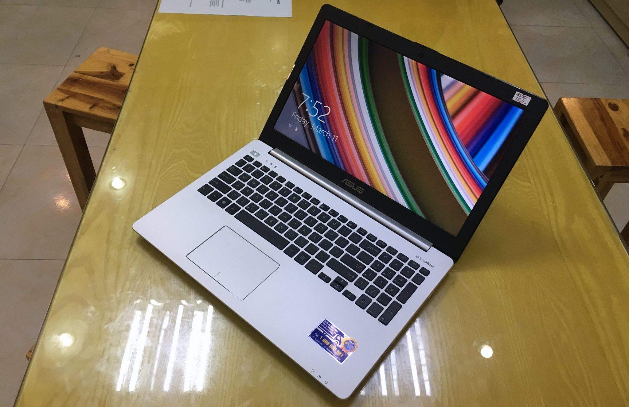 Laptop Asus S551LN.jpg